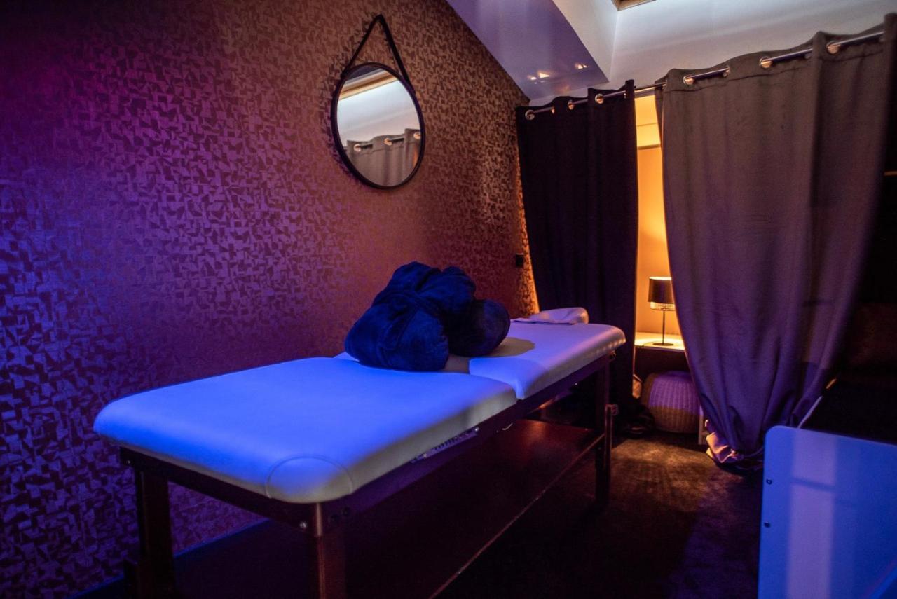 Love Suites & Spa "Le Loft" Avec Jacuzzi Privatif Medis Bagian luar foto